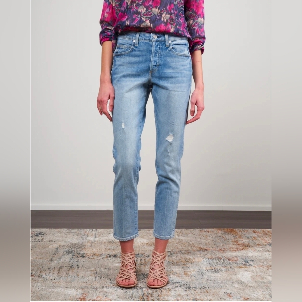 ❤️ NWOT! AMO TOMBOY RELAXED SLIM BOYFRIEND JEANS, DISTRESSED, 6 (28)